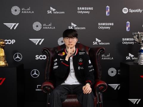 AI挑战世界最强LOL战队:T1答应与马斯克Grok5对战!(图2)