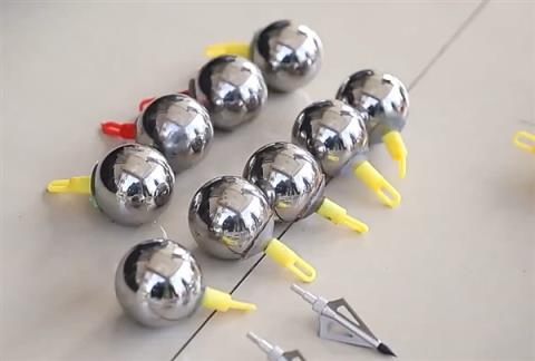 空投利刃砸中必死!央视曝光改装无人机狩猎案(图2)