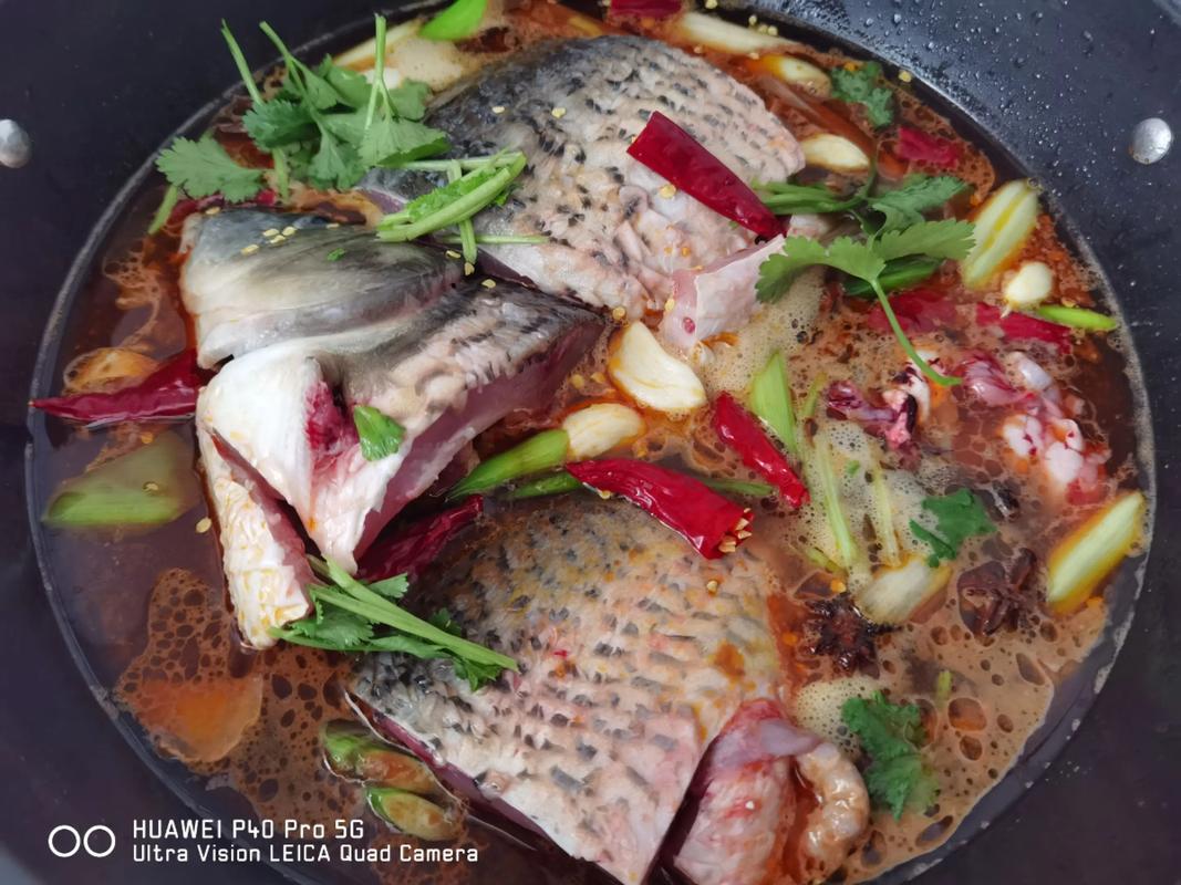 清炖鱼的简单做法是什么?？清炖鱼的做法简单又好吃