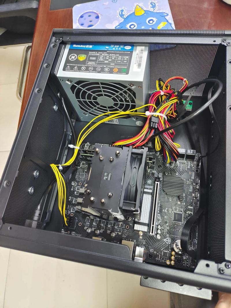 组装电脑该如何配显示器?又该注意哪些方面?