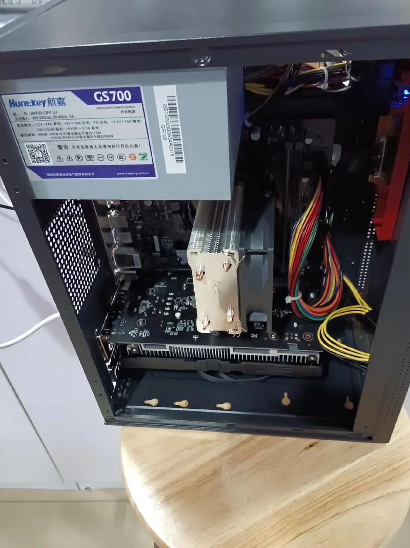 华士电脑笔记本如何组装?需要哪些步骤?