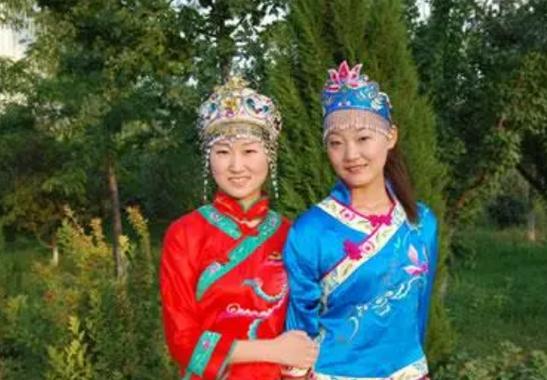 姓滑的是什么民族？姓滑的名字叫什么名字