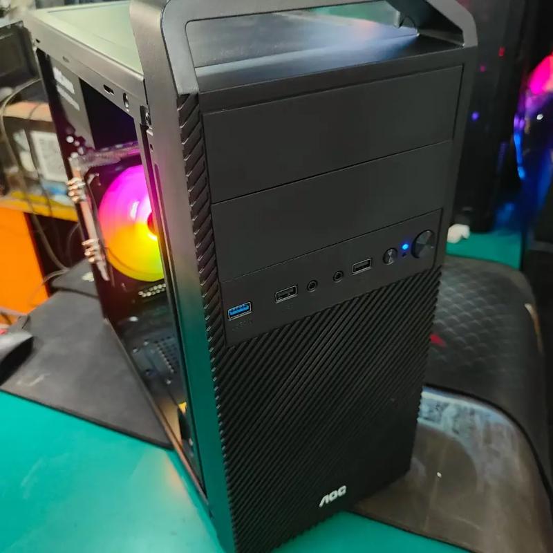 如何组装好一台电脑?需要哪些步骤和技巧?