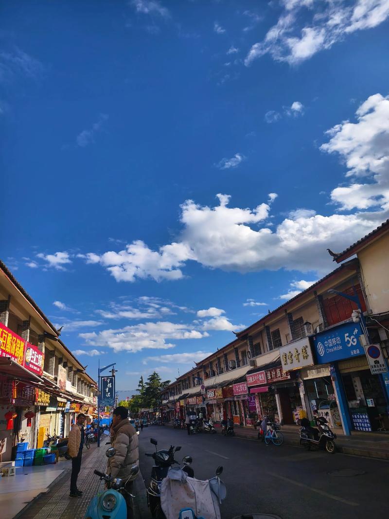 七月的丽江天气炎热吗?七月丽江温度