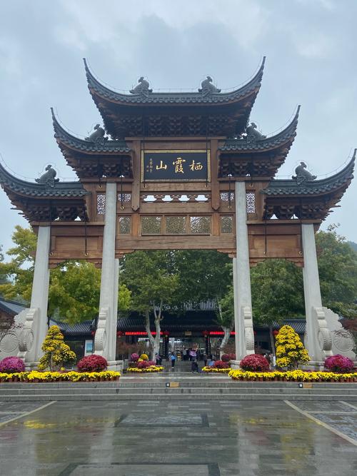 栖霞山游览需要多少时间完成？栖霞山游览需要多少时间完成的