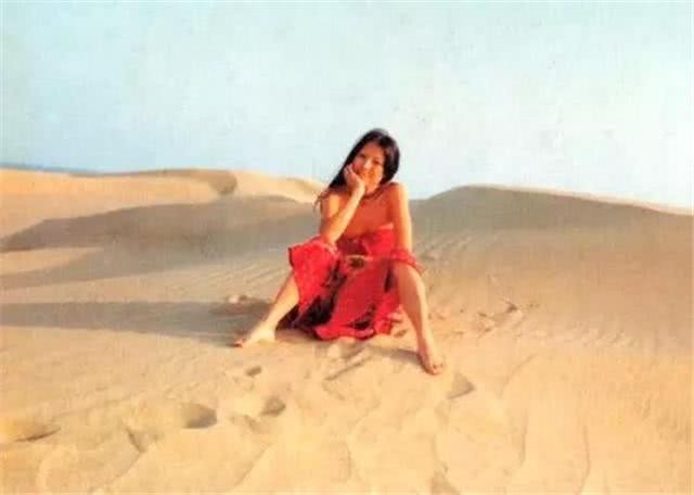 三毛与荷西来日并不方长,两人婚礼上几个细节,实在让人细思极恐