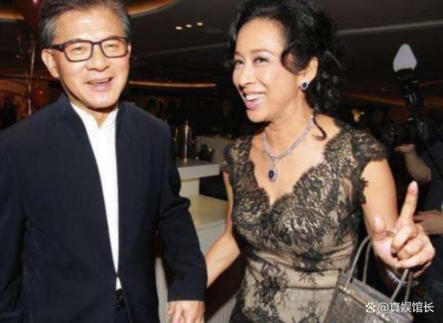 这一次,顶级豪门的“残酷真相”,在朱玲玲身上展现得淋漓尽致