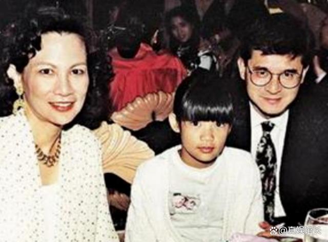 这一次,顶级豪门的“残酷真相”,在朱玲玲身上展现得淋漓尽致