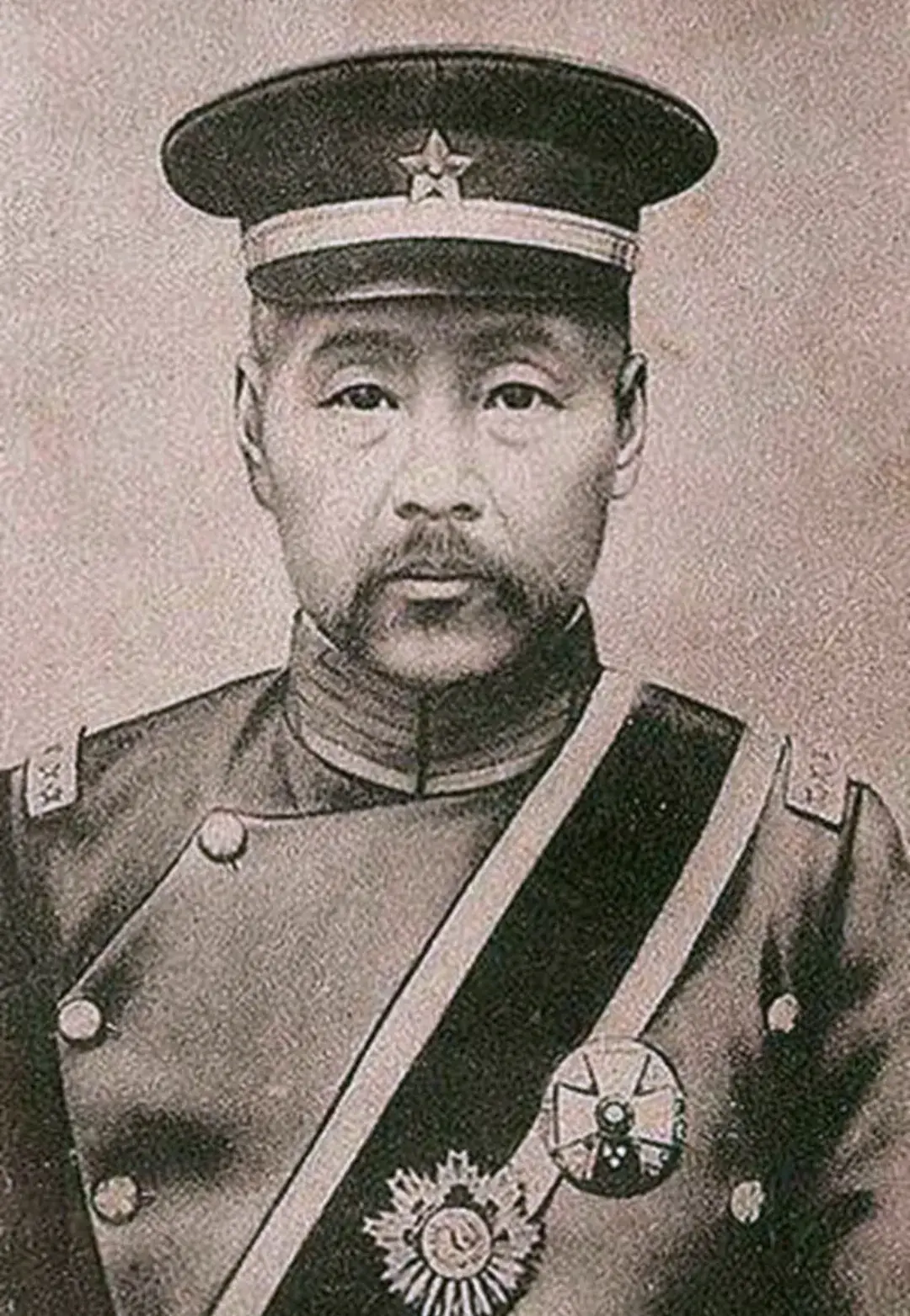 民国第一军阀是谁?民国十大军阀实力排行榜