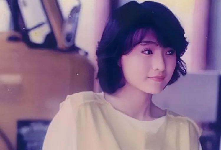 李赛凤:豪门丈夫诬陷她出轨干儿子,而她至今单身无人敢要