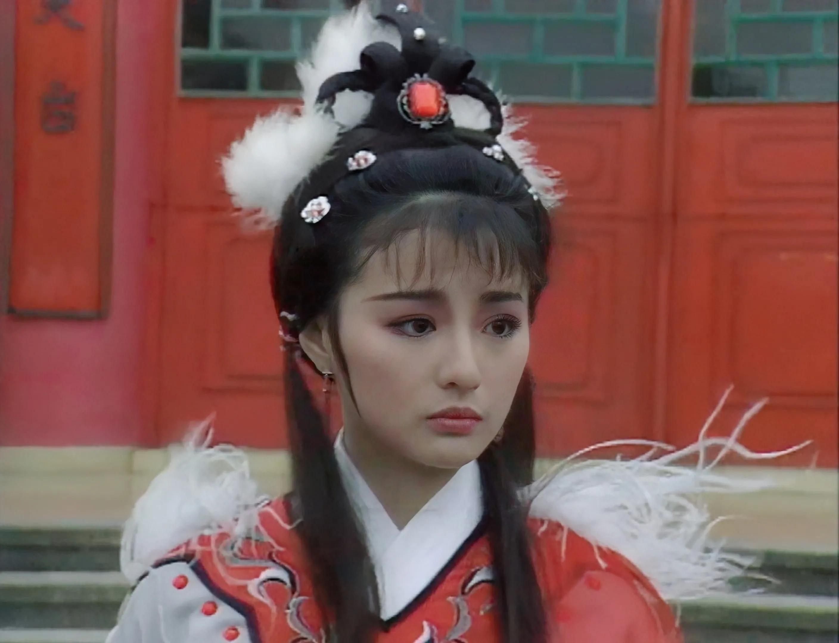 李赛凤:豪门丈夫诬陷她出轨干儿子,而她至今单身无人敢要