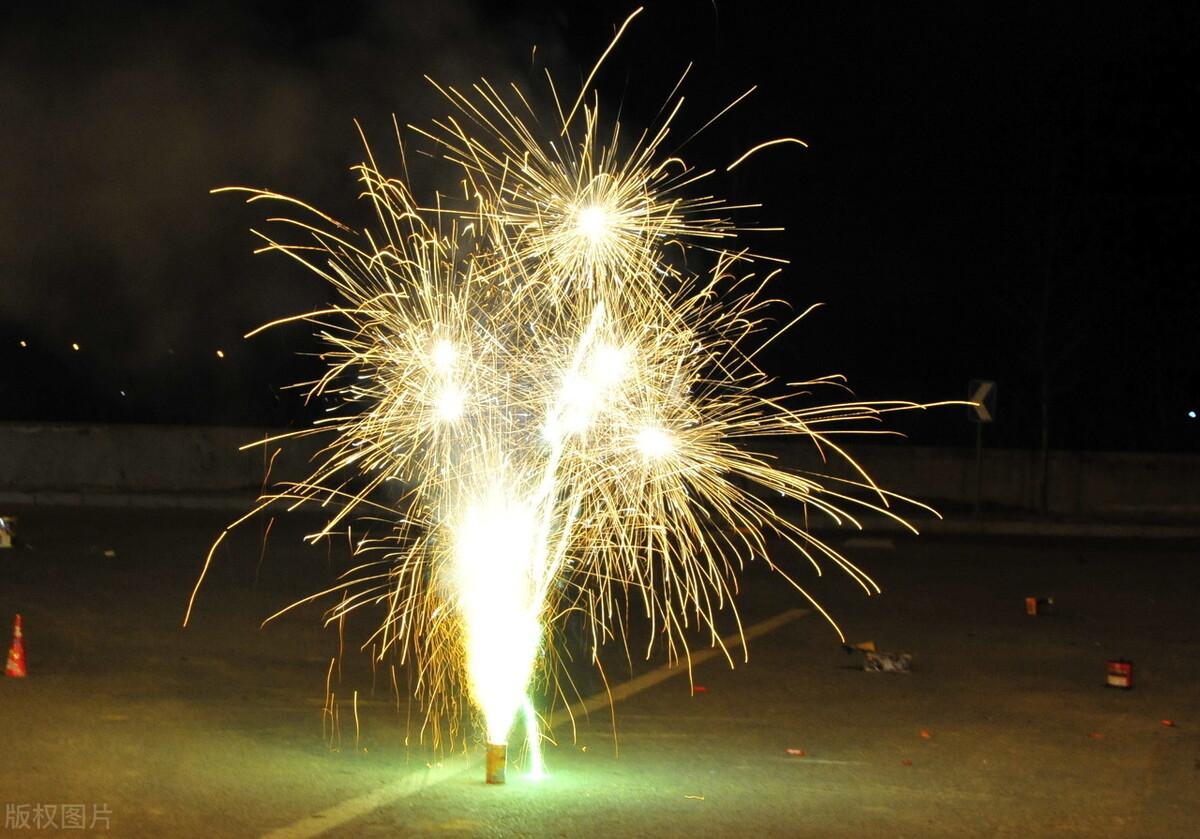 过年为什么要放鞭炮