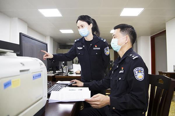 ​防疫幕后女将陈洁玲 用智慧警务筑起数据防线