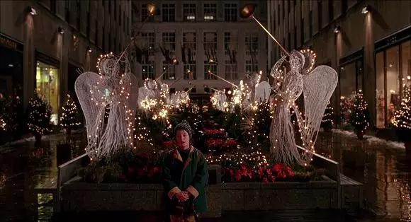 无处不在的地产巨头铁狮门——电影里的曼哈顿地标洛克菲勒中心