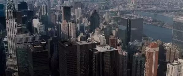 无处不在的地产巨头铁狮门——电影里的曼哈顿地标洛克菲勒中心