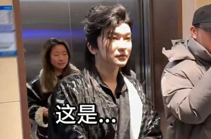 被全网骂丑的男明星,如今靠脸吃饭?