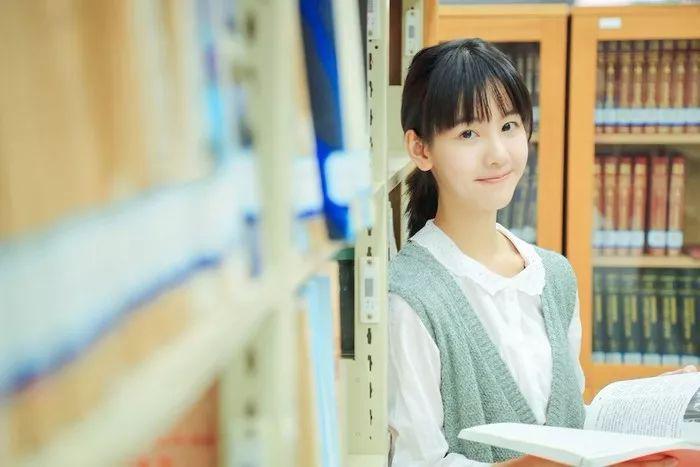 炸裂网红们,别再演戏丢人了