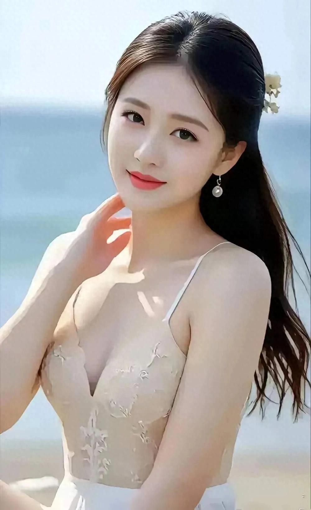 香港电影《蜜桃成熟时33D》3D唯美情色场景,值得一看吗