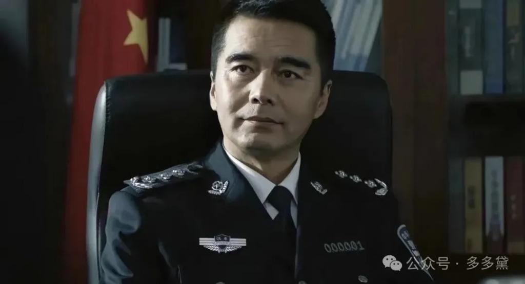 他和蔡国庆是同学,婚后带小三回家,他却说:我这是负责!