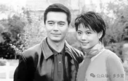 他和蔡国庆是同学,婚后带小三回家,他却说:我这是负责!