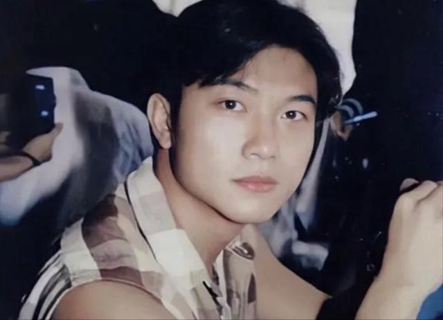 钱小豪和钱嘉乐什么关系(钱小豪钱嘉乐近况大不相同)