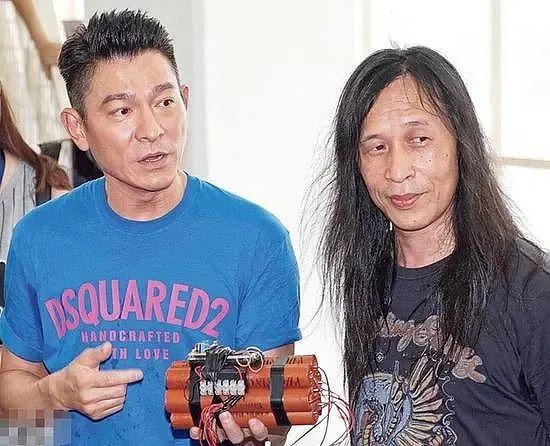 吹它是国庆档黑马的,我劝你冷静一下