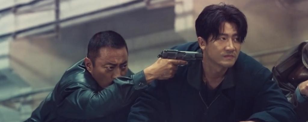 吹它是国庆档黑马的,我劝你冷静一下