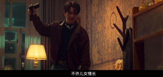 吹它是国庆档黑马的,我劝你冷静一下