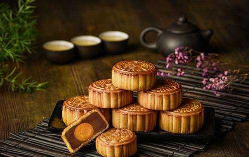 ​中秋节由来的故事,中秋节的来历传说风俗