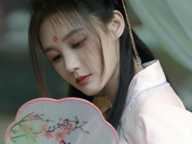 仅播6集,口碑爆表,剧情高能,国产古装剧又甩出了王炸