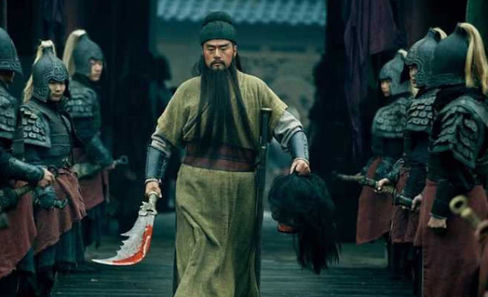 ​千里走单骑是谁？千里走单骑的主角，不是关羽，而是这个被嘲讽千年的老将