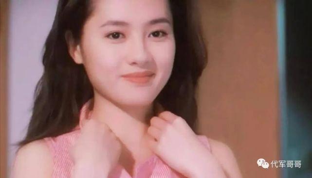 一代女神李丽珍:经历多段混乱情史,如今56岁却还是单身