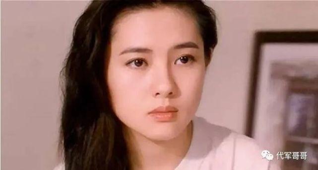 一代女神李丽珍:经历多段混乱情史,如今56岁却还是单身