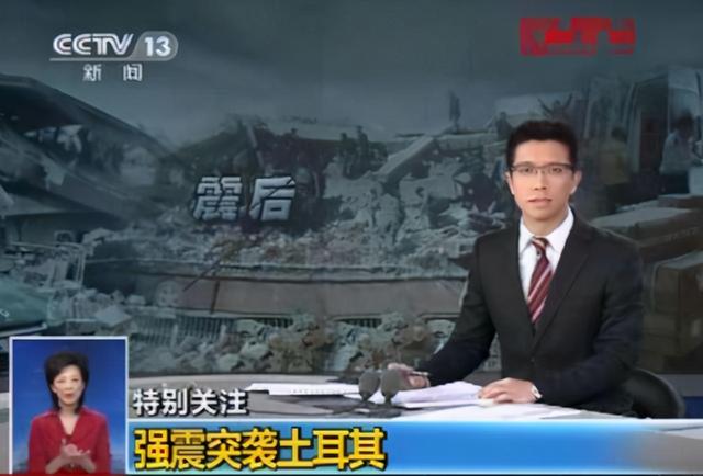 朱广权和8位手语老师?直播25年从不说话