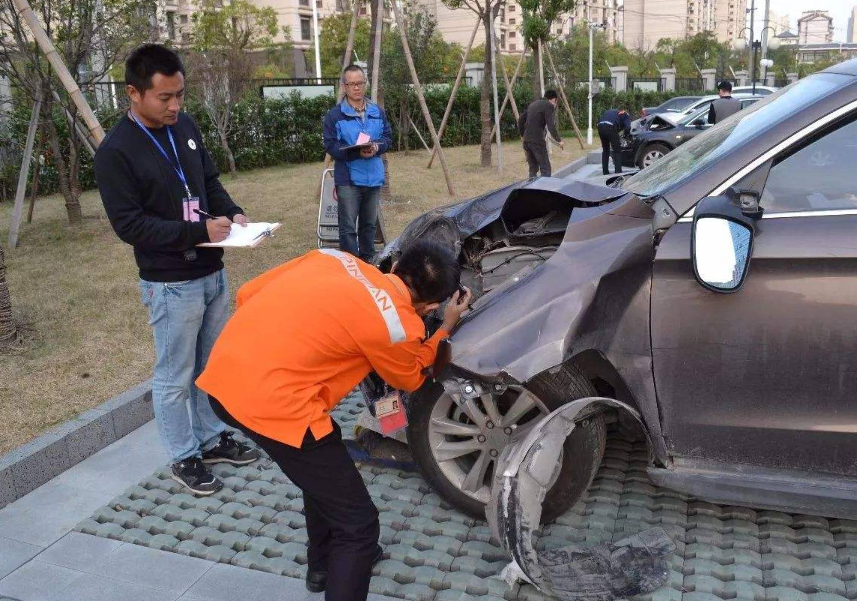 车辆保险一般买哪几种险,怎么选择才最合理?