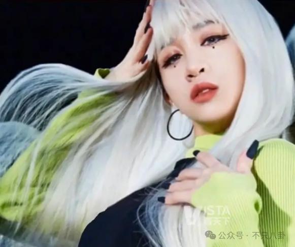 被这个联姻惊呆了!连奚梦瑶何猷君都去庆祝啦?