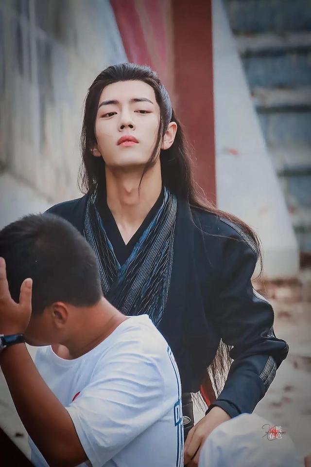 ​最帅富二代李现？娱乐圈十大美男图鉴