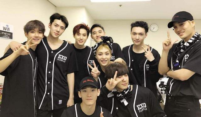 亚洲人气天团exo出道十周年?出道6年EXO新团综来袭