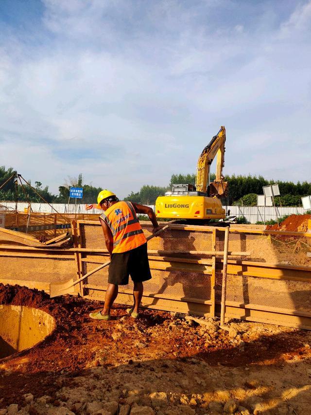 腊月理发有什么讲究?“进了腊月门,五事莫问人”,今日腊月初一,哪五件事不能做?