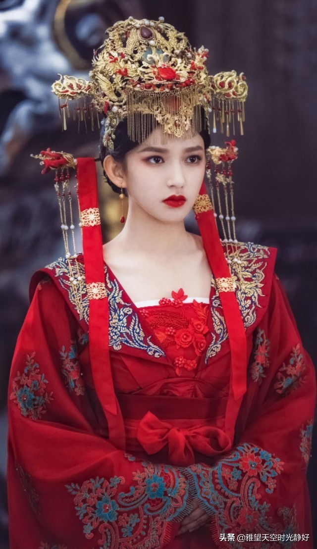 盘点影视剧中绝美的古装嫁衣 凤冠霞帔春风面,十里红妆不负卿