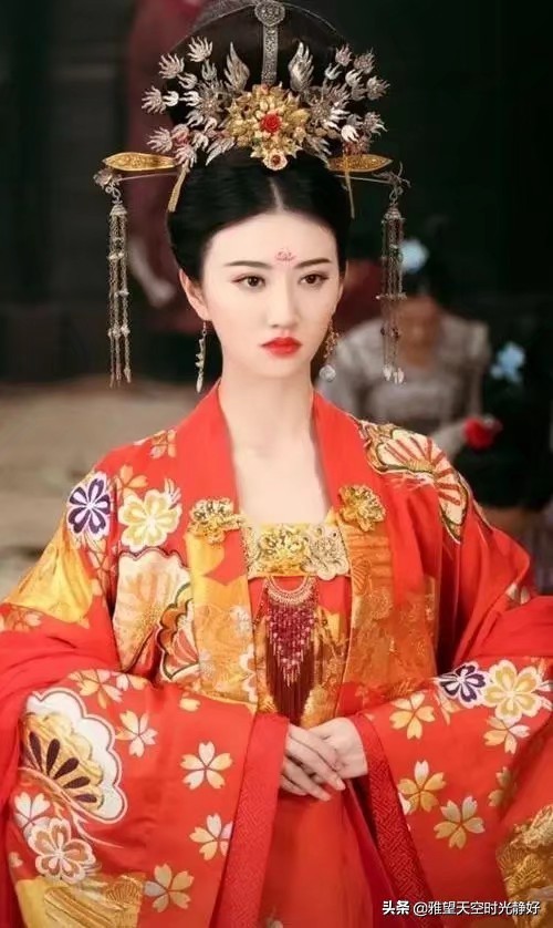 盘点影视剧中绝美的古装嫁衣 凤冠霞帔春风面,十里红妆不负卿