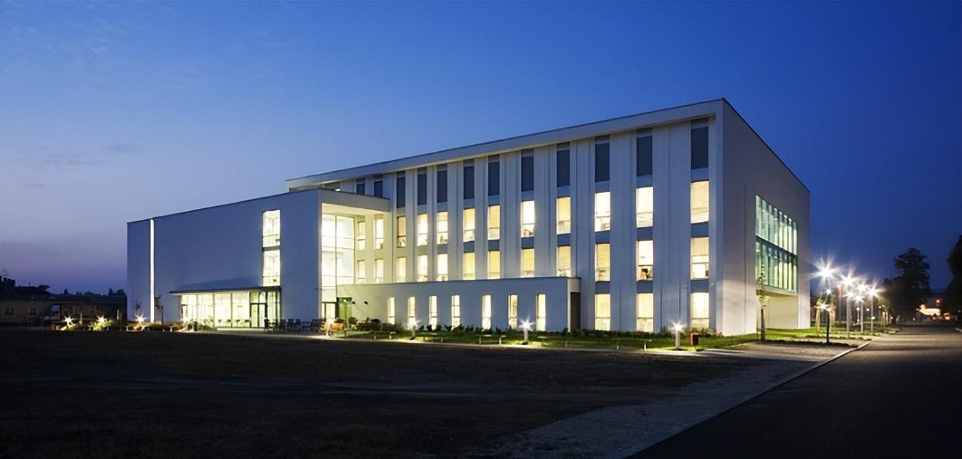 德布勒森大学——匈牙利现存历史最悠久的高等教育机构