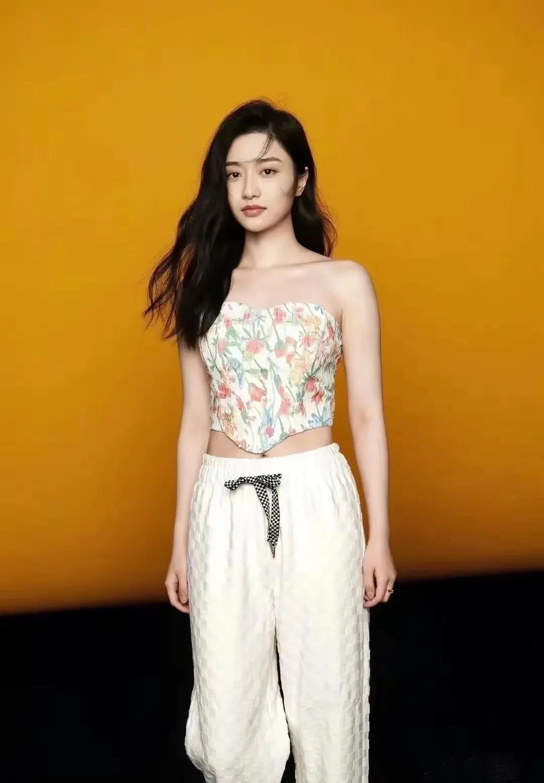 孙雪宁:从“包子妹”到影视歌三栖红星的华丽蜕变