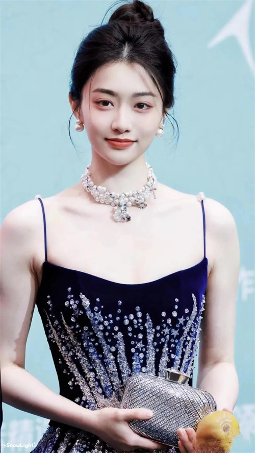 孙雪宁:从“包子妹”到影视歌三栖红星的华丽蜕变