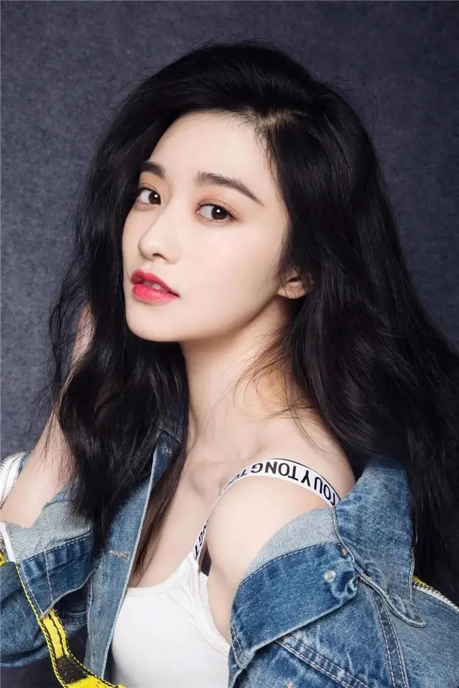 孙雪宁:从“包子妹”到影视歌三栖红星的华丽蜕变