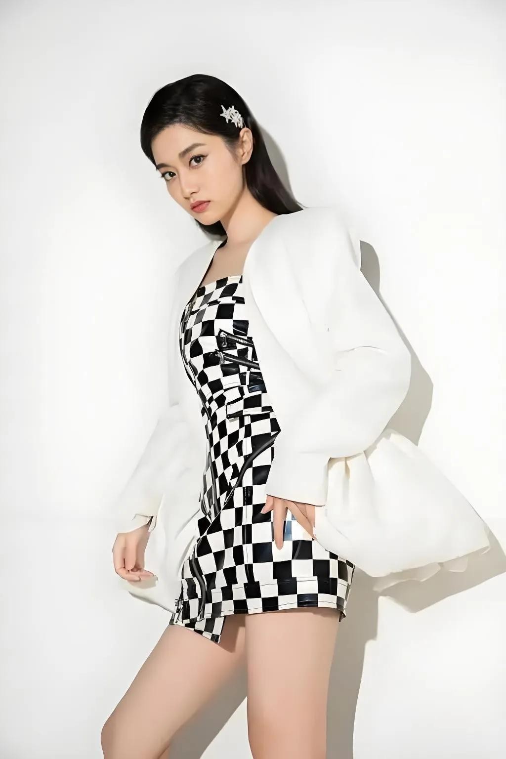 孙雪宁:从“包子妹”到影视歌三栖红星的华丽蜕变