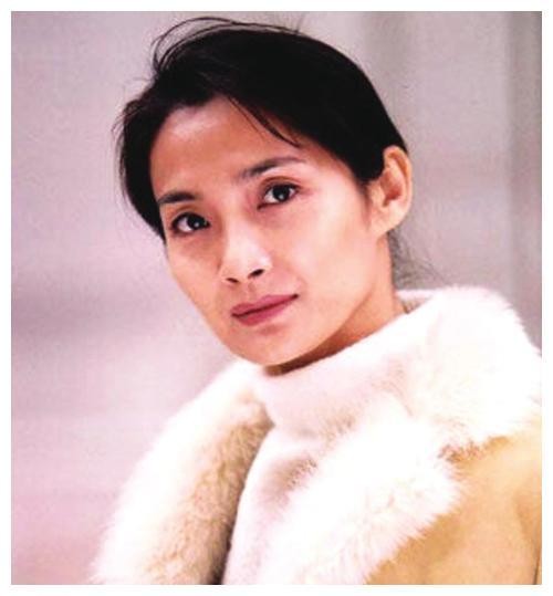 她曾是中戏校花,拍电影弄假成真染上毒瘾,28岁吸毒过量离开人世