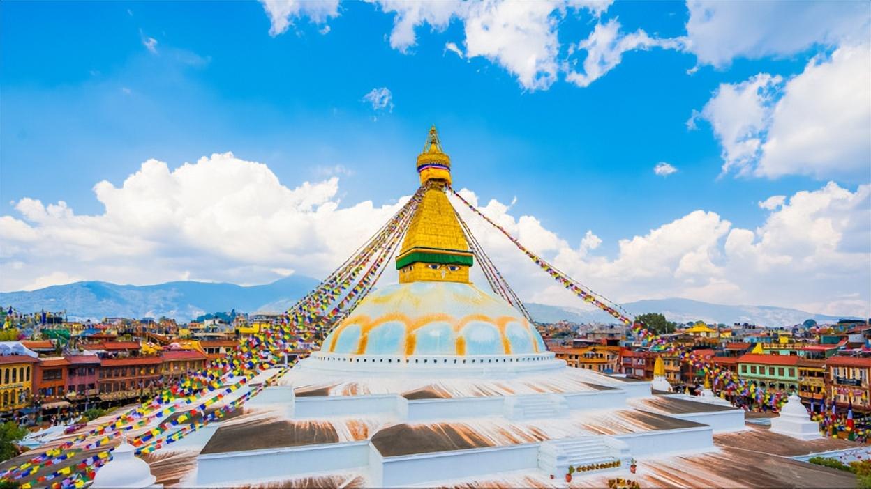 14世纪初到15世纪初，印度的古里竖起了分别来自东西方两块的标杆