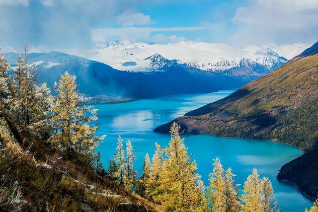 ​游客在喀纳斯湖拍到水怪？40多年过去了曾经出现过