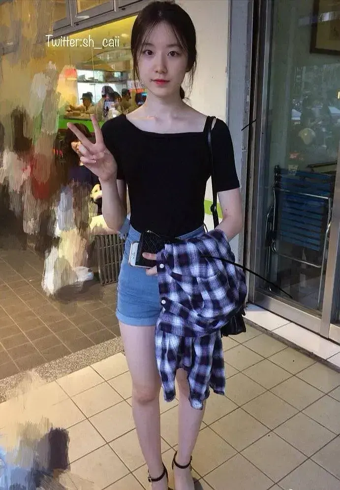 ​叶舒华身材管理(因放弃身材管理惹争议，门面担当遭受质疑)